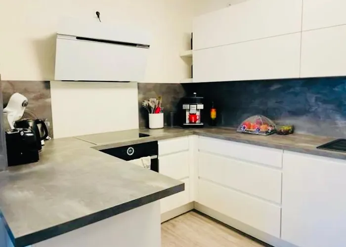 Ernesto Laatzen Apartment *