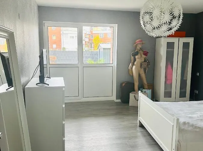 Ernesto Laatzen Apartment Hannover