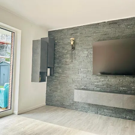 Ernesto Laatzen * הנובר